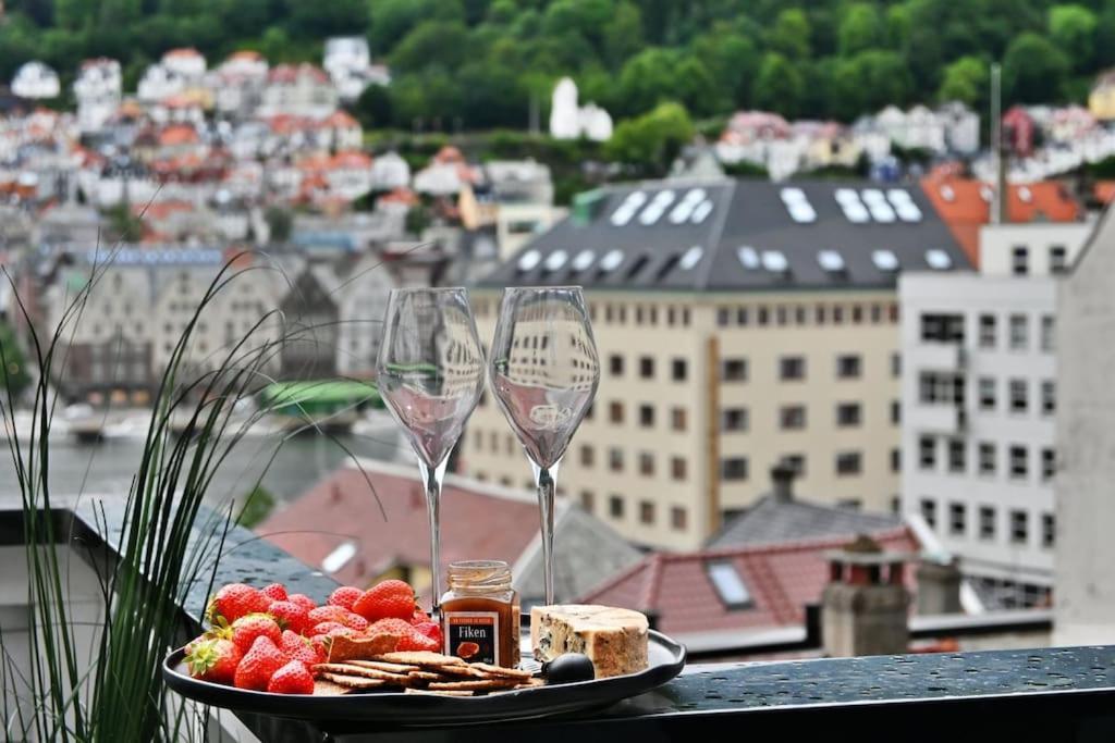 Historic And Exclusive Lejlighed Bergen